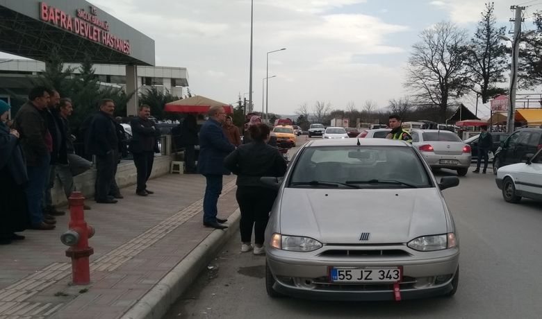 Hastane Önünde Kaza: 1 Yaralı - Samsun’un Bafra ilçesinde otomobilin çarptığı yaşlı kadın yaralandı.