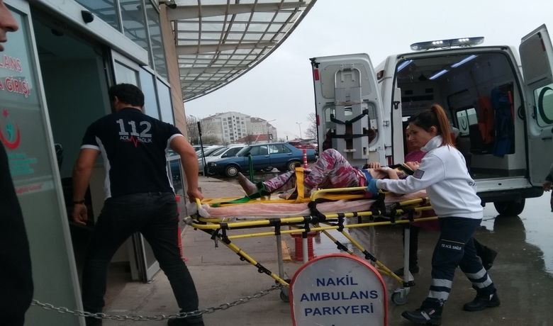 2. Kattan Düşen Çocuk Yaralandı - Samsun’un Bafra ilçesinde bir apartmanın 2. katından düşen 9 yaşındaki çocuk yaralandı.