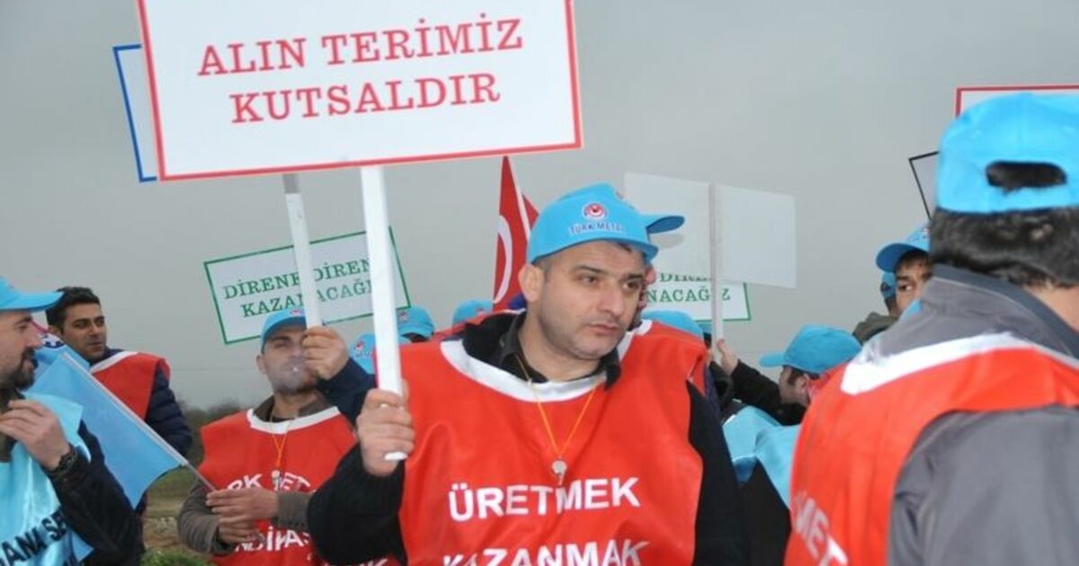 İşten Çıkartılan Arkadaşları İçin Eylem Yaptılar