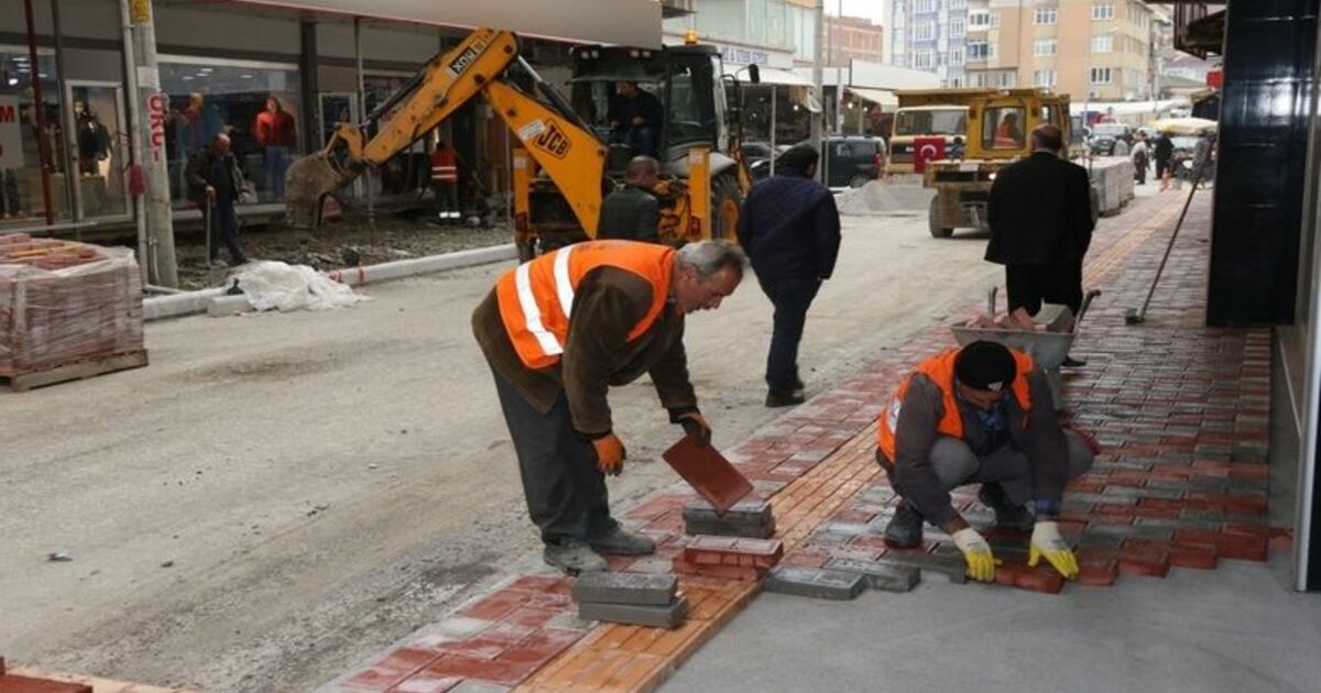 Bafra'da 2. Etap Kaldırım Çalışmaları