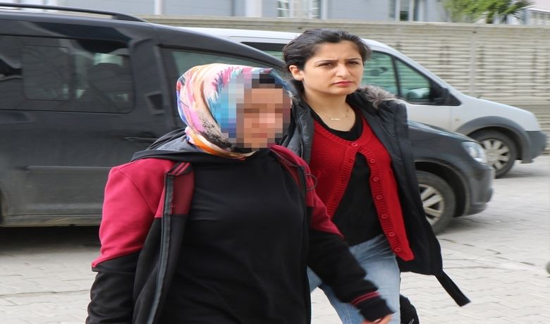 Samsun’da Fetö Operasyonu: 4 Gözaltı - Samsun’da, Fetullahçı Terör Örgütü Paralel/Devlet Yapılanması'na (FETÖ/PDY) yönelik soruşturma kapsamında, 1’i kadın 4 kişi gözaltına alındı.