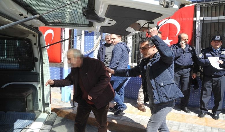 Sinop’ta Çaldı, Bafra’da Yakalandı - Sinop'ta bir büfeden sigara çaldığı iddiasıyla aranan şahıs, Samsun'un Bafra ilçesinde yakalandı.