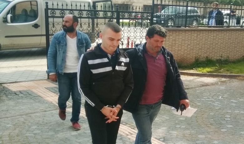 12,5 Yıl Hapis Cezası Bulunan Şahıs Yakalandı - Samsun'un Bafra ilçesinde 10 ayrı hırsızlık suçundan kesinleşmiş 12 yıl 6 ay cezası bulunan şahıs yakalandı.