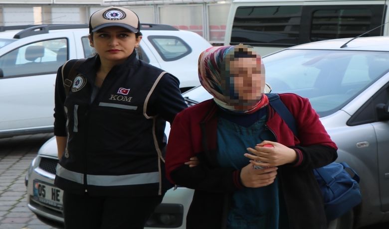Fetö Şüphelisi 1’i Kadın 2 Kişi Tutuklandı - Samsun’da, Fetullahçı Terör Örgütü Paralel Devlet Yapılanması'na (FETÖ/PDY) yönelik soruşturma kapsamında gözaltına alınan ve adliyeye sevk edilen 1’i kadın 2 şüpheli tutuklandı.