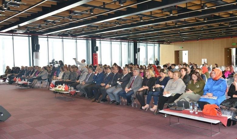 ‘hayata İmza AtanKadınlar’ Başarı Öykülerini Anlattı - Samsun İş Kadınları Derneği (SAMİKAD) ve İŞKUR iş birliği ile düzenlenen “Hayata İmza Atan Kadınlar” konulu programda iş kadınları başarı öykülerini anlattı.