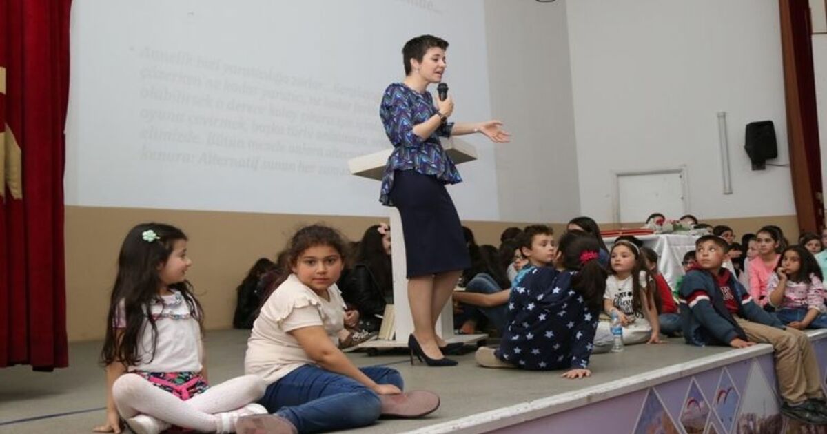 Oyuncu-anne Şermin Yaşar’a Bafra'da Büyük İlgi