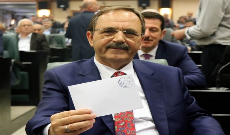 Zihni Şahin Samsun'Büyükşehir Belediye Başkanı seçildi - Eski Samsun Büyükşehir Belediye Başkanı Yusuf Ziya Yılmaz’ın istifasının ardından olağanüstü toplanan Samsun Büyükşehir Belediye Meclisi, Zihni Şahin’i Samsun Büyükşehir Belediye Başkanı olarak seçti.