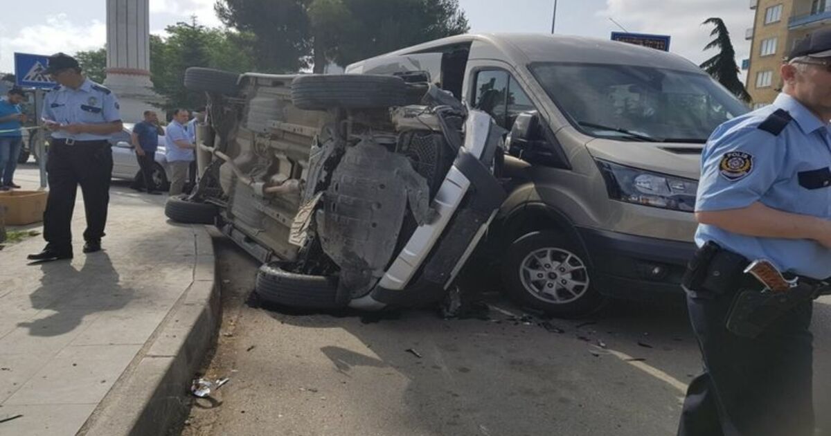 Kontrolden Çıkan Cip Devrildi: 1 Yaralı