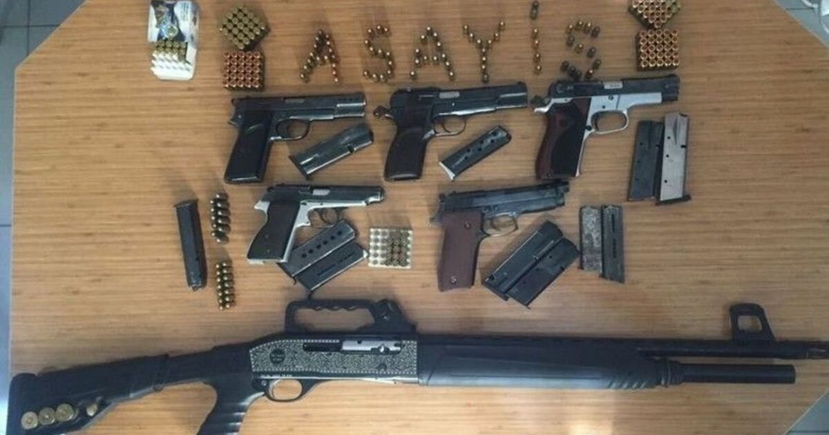 Bafra’da Evden Cephanelik Çıktı