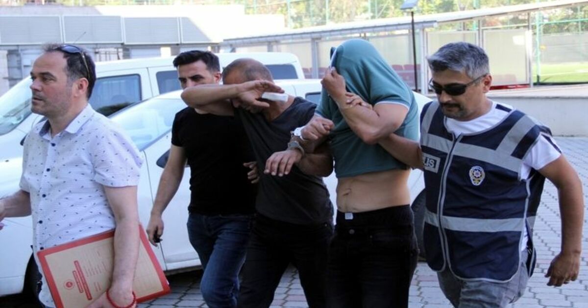 Cezaevinden İzinli Çıkıp Cezaevindeki Arkadaşlarının Marketini Soydular