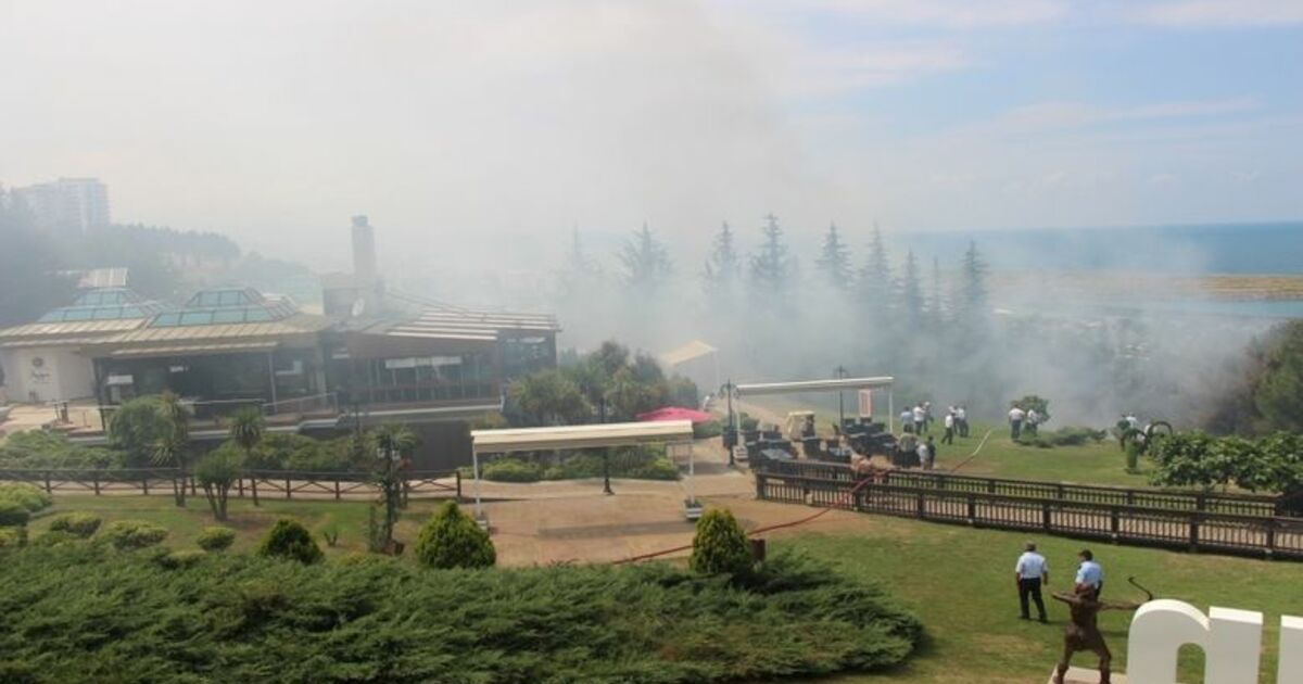 Samsun'da Amisos Tepesi Alev Alev Yandı