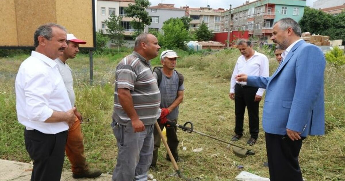 Başkan Kılıç’tan Vatandaşa Çağrı Bafra Belediye Başkanı Hamit Kılıç: “vatandaşlarımız Özel Mülklerinin, Boş Arsalarının, Bahçelerinin Uzayan Otlarını Biçtirsinler, Bakımlarını Yaptırsınlar”