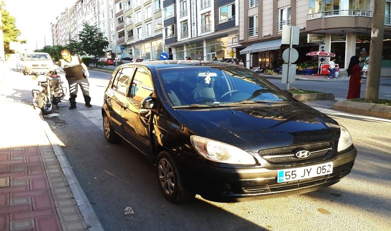 Otomobil İle Motosiklet Çarpıştı: 2 Yaralı - Samsun’un Bafra ilçesinde otomobil ile motosikletin çarpıştığı kazada 2 kişi yaralandı.