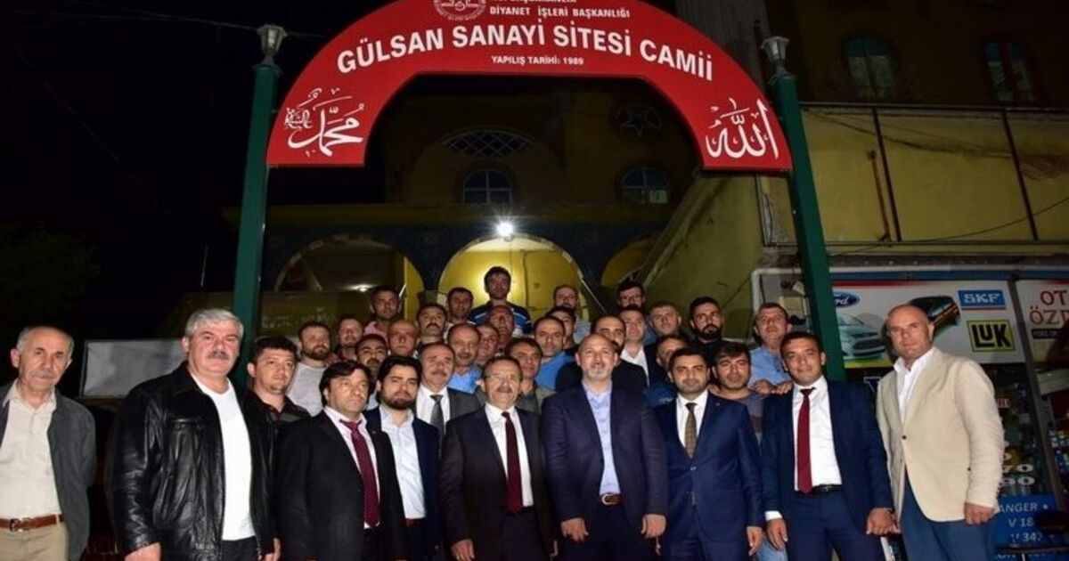 Başkan Şahin: "Kentsel Dönüşümle Samsunumuzu Yeniliyoruz" Samsun Büyükşehir Belediye Başkanı Zihni Şahin: "50 Ve 100 Yıllık Planlarla İnsan Dostu, Çevre Dostu, Estetik, Katılımcı, Müreffeh Bir Samsun Hedefliyoruz"