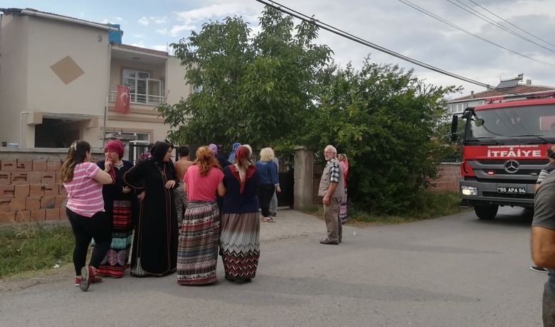 Bafra’da Ev Yangını Korkuttu - Samsun’un Bafra ilçesinde bir evde çıkan yangın, mahalle sakinlerine korku dolu anlar yaşattı.