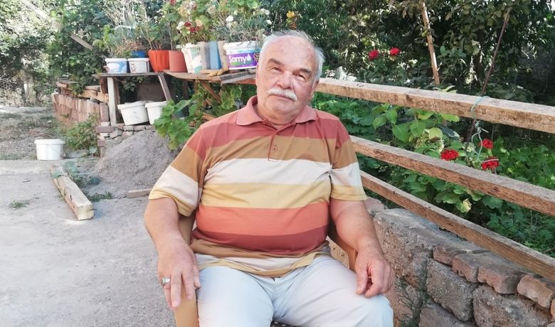 Darp Edilen Yaşlı Adam Konuştu: "YıktılarBeni Suyun İçine Vur Allah Vur" - Samsun'un Bafra ilçesinde darp edilen 72 yaşındaki Sebahattin Yılmaz, "Yıktılar beni suyun içine vur Allah vur" dedi.