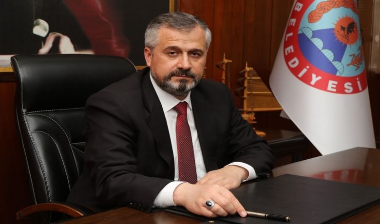 Başkan Kılıç: “teröristinCenazesine Asla Müsaade Etmeyiz” - Bafra Belediye Başkanı Hamit Kılıç, Tunceli’nin Ovacık ilçesinde öldürülen TİKKO üyesi teröristin Bafra Asri Mezarlığına defin edileceği yolundaki söylentilere son noktayı koydu. Kılıç, “Teröristin cenazesine asla müsaade etmeyiz” dedi.