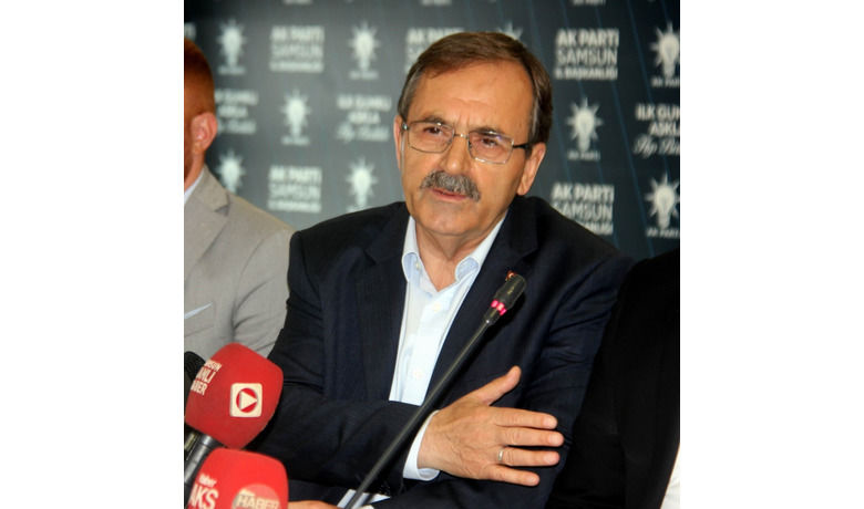 Başkan Şahin: “toplum İsterse Görevden Kaçmam” Samsun Büyükşehir Belediye Başkanı Zihni Şahin: “görevde Kalırsam 3Yıl Sonra Parkomat İçin Referandum Yapacağım” “tedes Konusunda Topluma Zarar Verecek Hiçbir Şeye Müsaade Etmeyeceğiz” - Samsun Büyükşehir Belediye Başkanı Zihni Şahin, “Toplum bizi isterse, görevden kaçmayız” dedi.