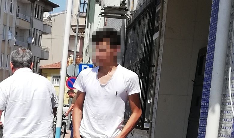 Hırsızlık Şüphelisi Yakalandı - Samsun’un Bafra ilçesinde 16 yaşındaki hırsızlık şüphelisi, polis ekiplerinin takibi sonucu yakalandı.