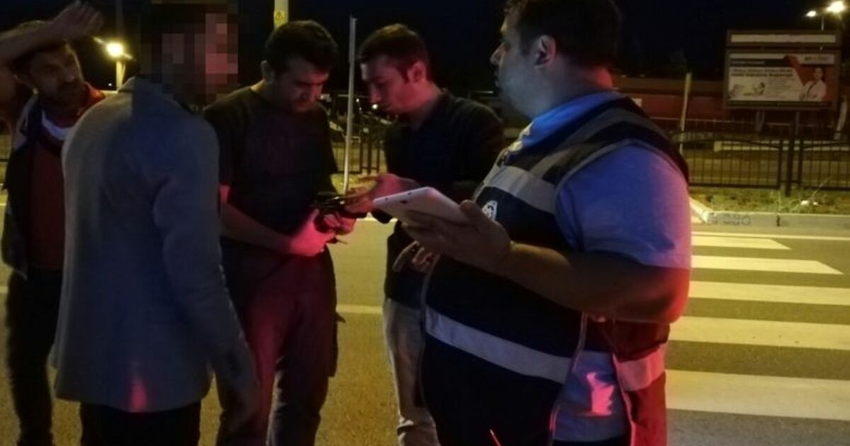 Düğün Konvoyunda Havaya Silahla Ateş Eden 3 Kişi Yakalandı