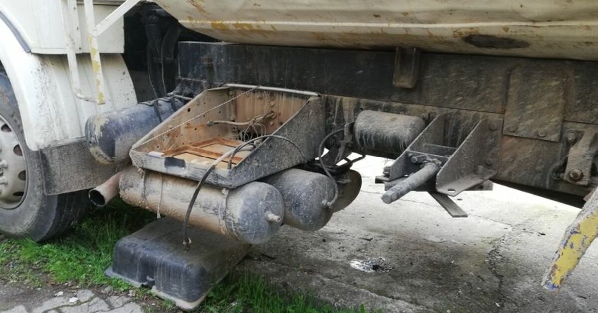 Park Halindeki 3 Hafriyat Kamyonunun Aküleri Çalındı