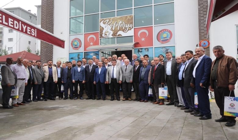 Bafra’da Muhtarlar Günü Kutlandı - Bafra’da 19 Ekim Muhtarlar Günü çeşitli etkinliklerle kulandı.