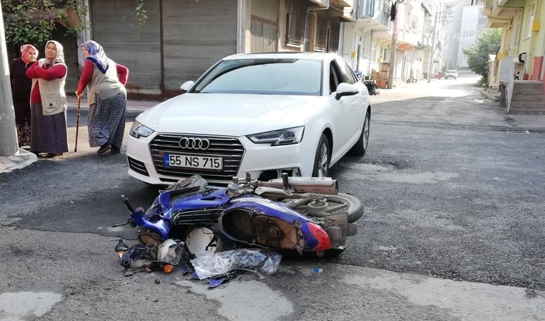 Otomobil Motosikletle Çarpıştı: 1 Yaralı - Samsun'un Bafra ilçesinde otomobil ile motosikletin çarpıştığı kazada 1 kişi yaralandı.