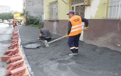 Gazipaşa Mahallesi'nde Kaldırım Çalışmaları