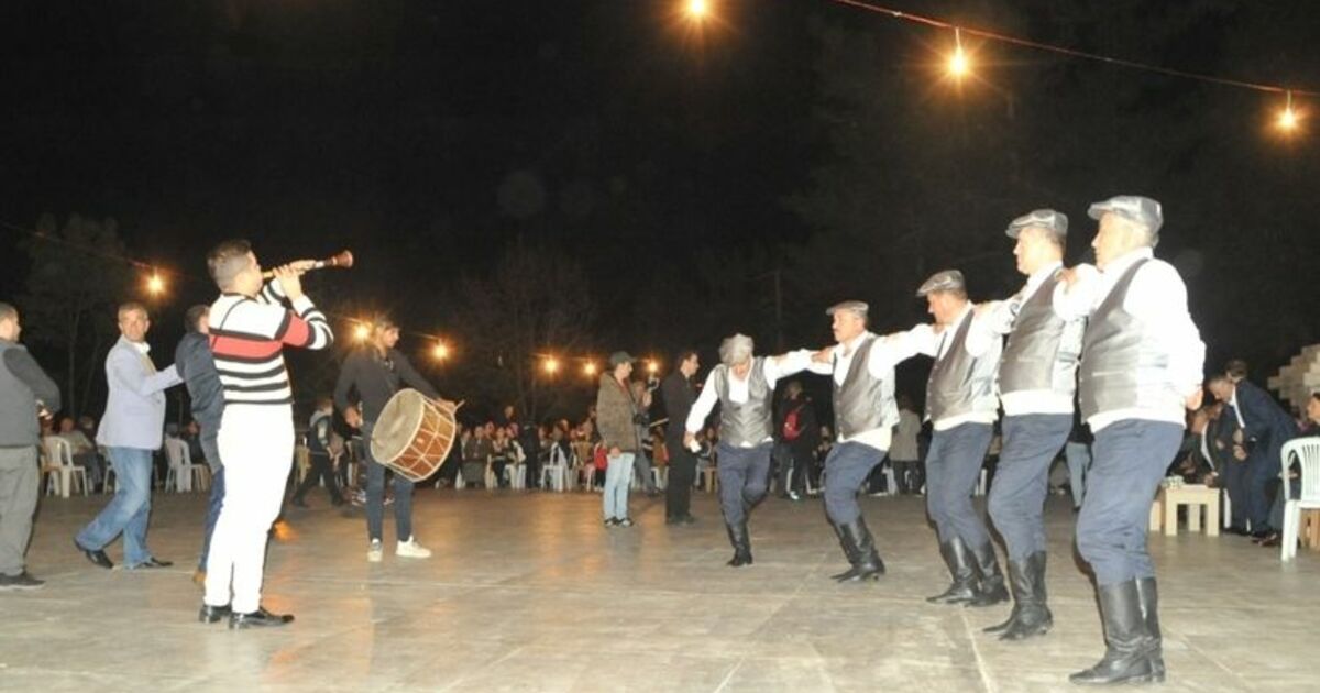 Sürmeli Mahallesi'nde Cumhuriyet Coşkusu