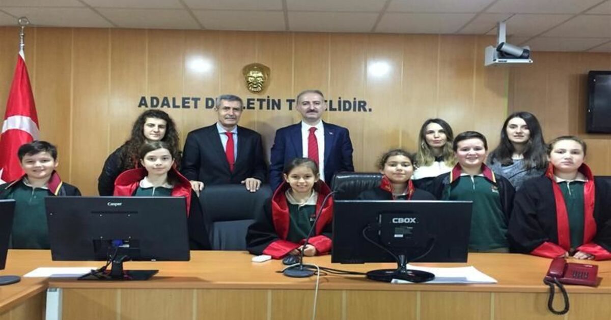 Özel Bafra Gençlerin Koleji Ortaokulundan Başsavcı Turgut Türkmen’e Ziyaret