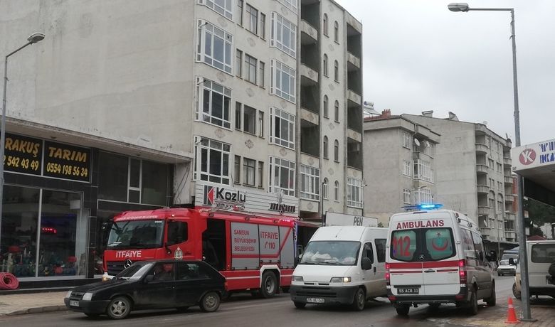 4 Yaşındaki Çocuk Çakmakla Oynarken Yangın Çıkardı - Samsun’un Bafra ilçesinde çakmakla oynayan 4 yaşında ki çocuk evde yangın çıkardı.