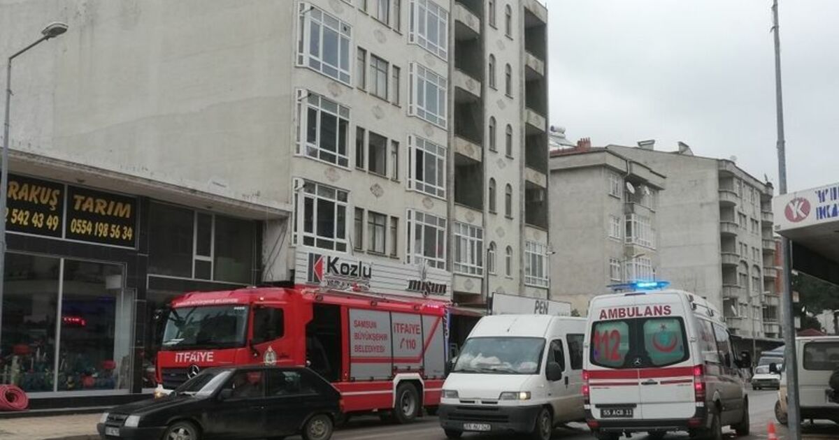 4 Yaşındaki Çocuk Çakmakla Oynarken Yangın Çıkardı