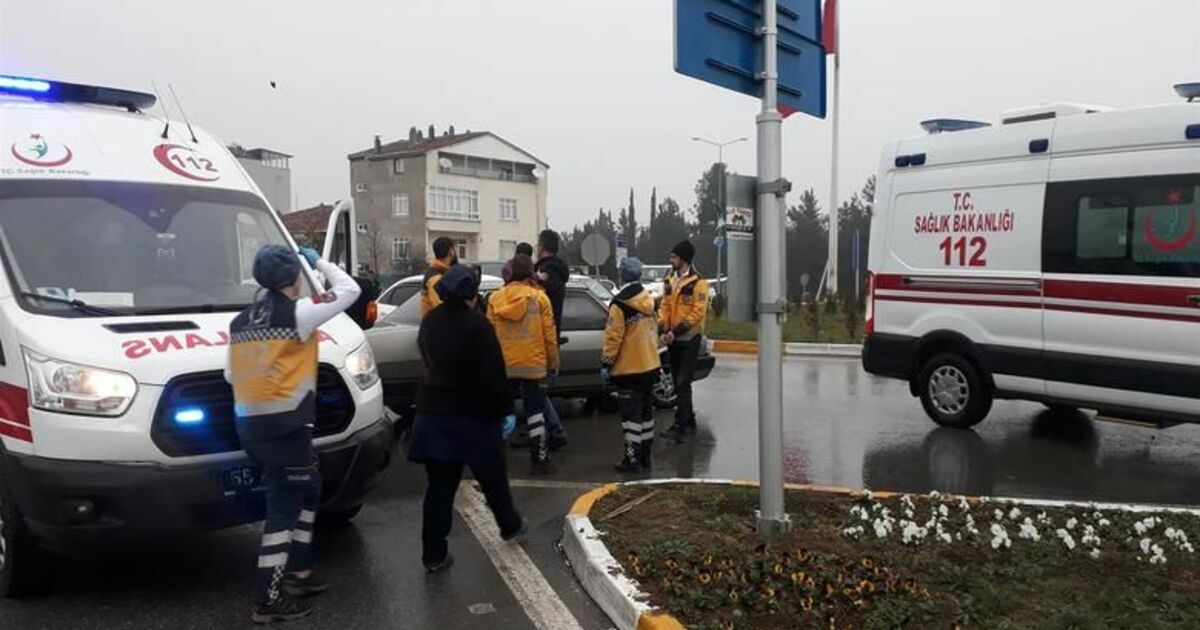 Karayolları Kavşağında Trafik Kazası: 1 Yaralı
