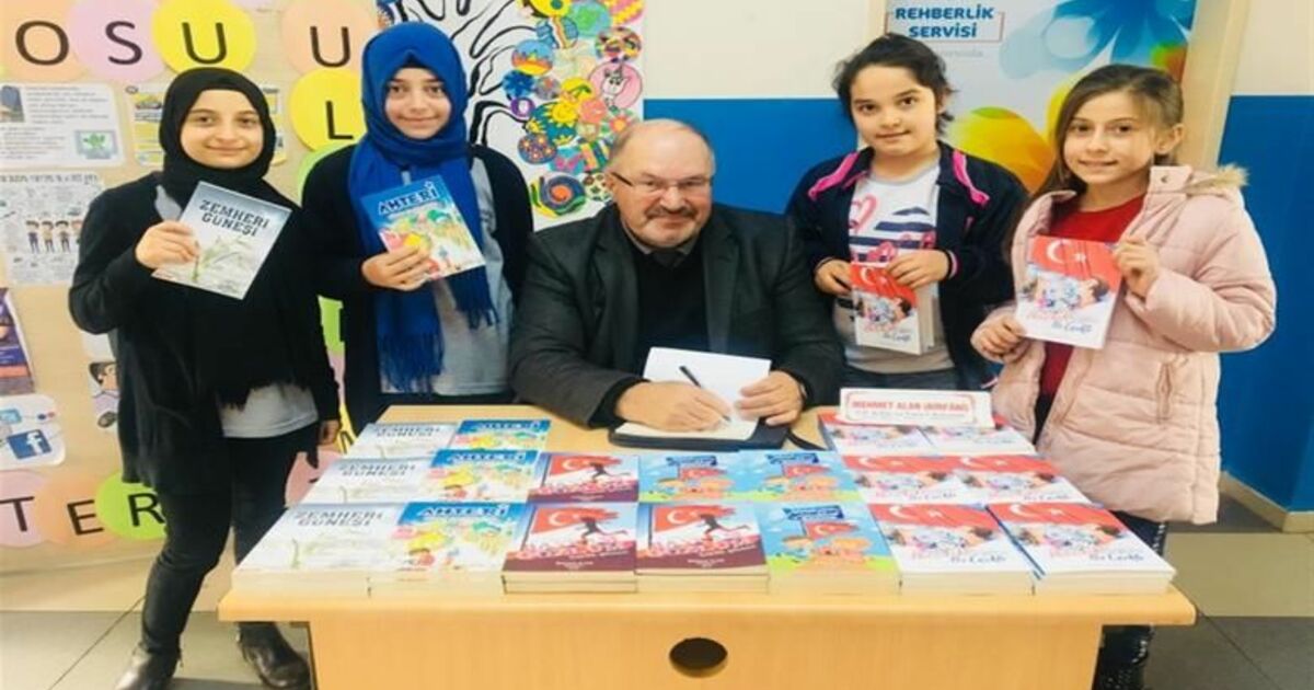 Halk Şairi Birfani Galip Öztürk Ortaokulunda