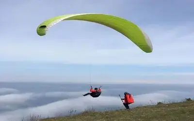 Samsunlu Paraşütçülerin Bulutlarla Dansı Adrenalin Tutkunlarının Gözdesi Samsun