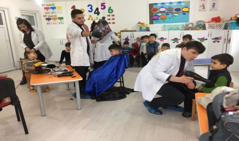 Altınyaprak İlkokulunda Kardeş Eli Projesi