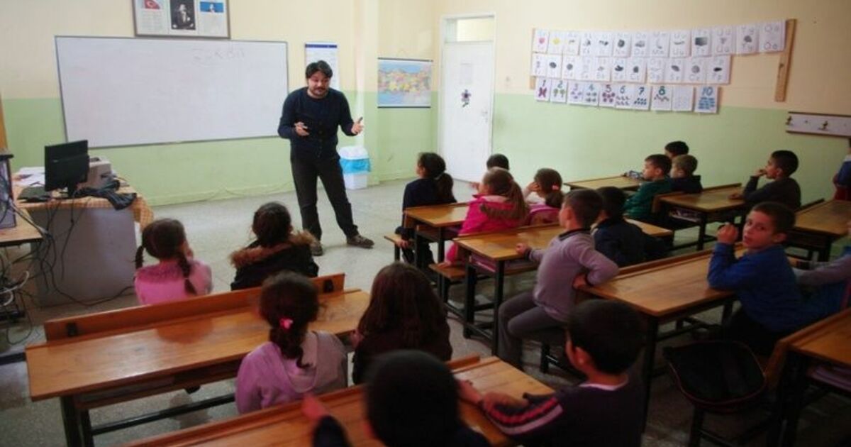 Ram Neyzen Tevfik İlkokulunda