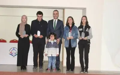 Bafra'da 25 Bin Öğrenci Karnelerini Aldı