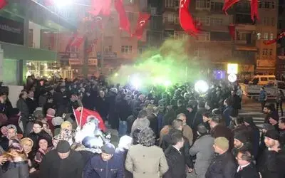 Ak Parti Belediye Başkan Adayı Hamit Kılıç Bafra'da Konvoyla Karşılandı