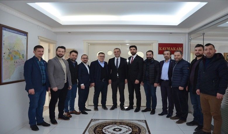 Kaymakam Adanur: “önceDışarıdaki Algıyı Değiştirmemiz Lazım - Bafra GİAD Yönetim Kurulu ve üyeleri göreve yeni atanan Bafra Kaymakamı Ahmet Adanur’u makamında ziyaret etti.