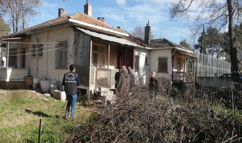 Orman İşletmesi Şantiyesinden Hırsızlık - Samsun’un Bafra ilçesinde Orman İşletmesine ait şantiyeden televizyon, bilgisayar kasası, tüp ve ocak çalındı.