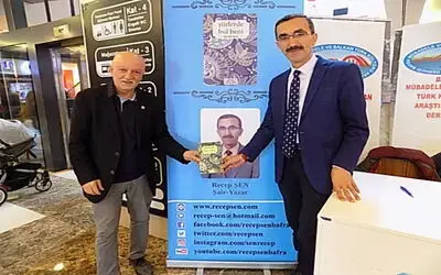 Eğitimci Şair Şen’den Mübadele Ve Balkan Derneği İmza Günü