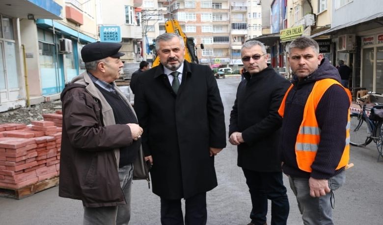 Bafra Belediyesinden Yoğun Mesai - ‘Daha güzel bir Bafra’ için çalışmalarını aralıksız sürdüren Bafra Belediyesi, ilçe genelindeki çalışmalarını hafta sonları da sürdürüyor.