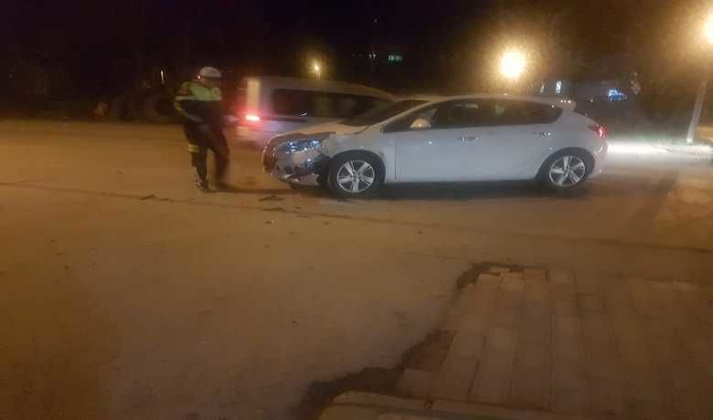 Ali Kale Caddesi’nde Trafik Kazası: 1 Yaralı - Samsun’un Bafra ilçesinde meydana gelen trafik kazası bir kişi yaralandı. 