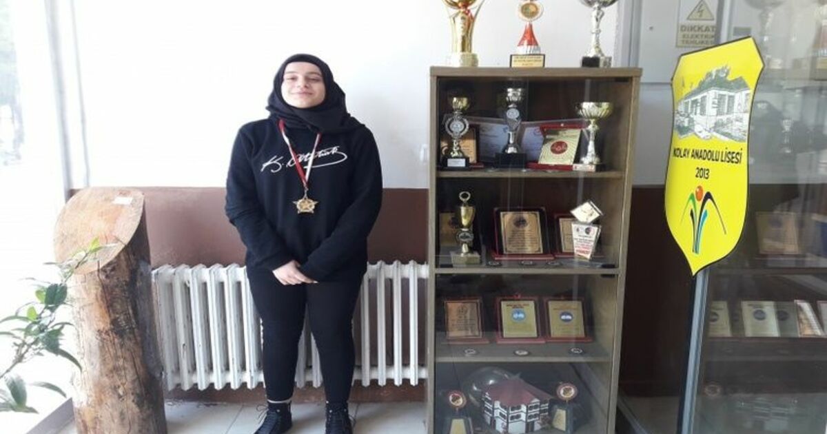 Kolay Anadolu Lisesi Öğrencisinden Büyük Başarı !