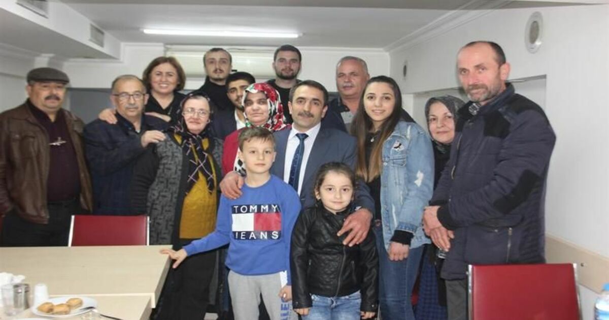 Hacınabi Mahallesi Muhtar Adayı Rıza Keleş Azalarıyla İstişare Toplantısı Yaptı