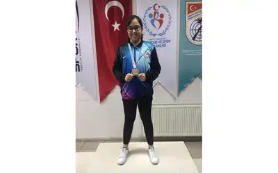 Damla Yılmaz Atıcılıkta Türkiye Rekoru Kırdı