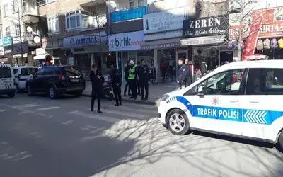 Elektrikli Bisiklete Çarpan Otomobil Sürücüsü Kaçtı: 1 Yaralı