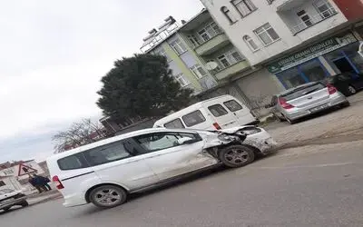 Samsun Sinop Karayolunda Trafik Kazası: 1 Yaralı