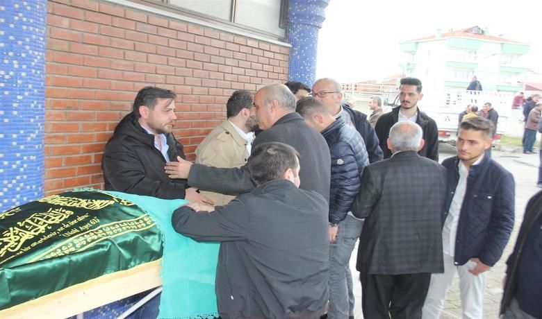 Nigar Bayrak Son Yolculuğa Uğurlandı - Merhum Hilmi Bayrak’ın Eşi Nigar Bayrak son yolculuğauğurlandı.